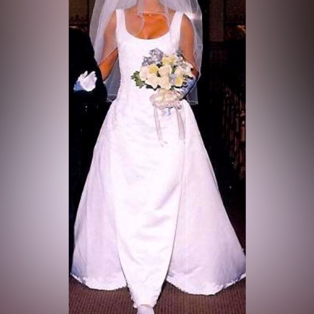 Christos designer 100% silk wedding dress